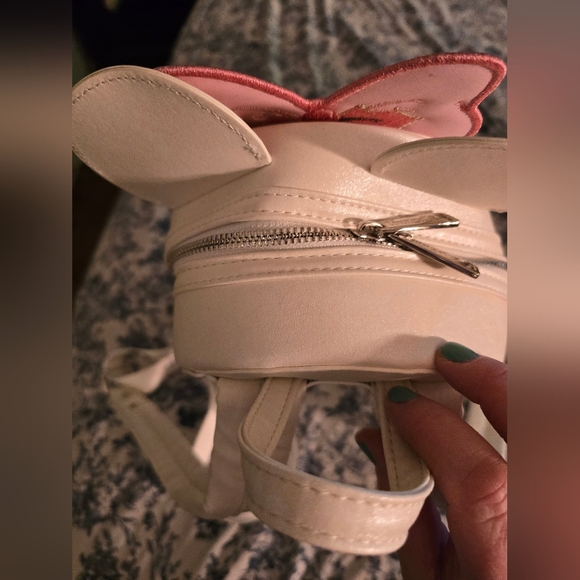 Minnie Mouse Snowman Backpack RARE - Picture 5 of 11